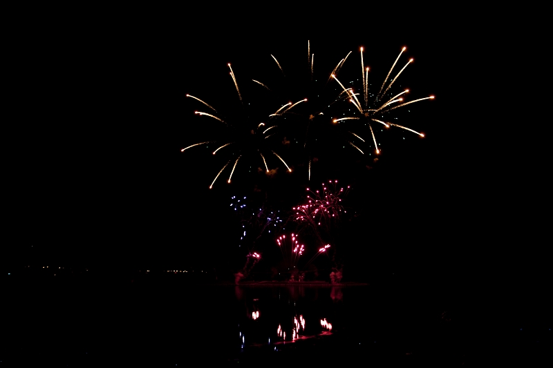 PhilippinesFireworks018.jpg