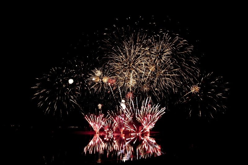 PhilippinesFireworks069.jpg