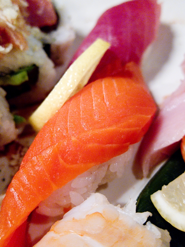 Zen014.jpg - Wild Sockeye Salmon Sushi
