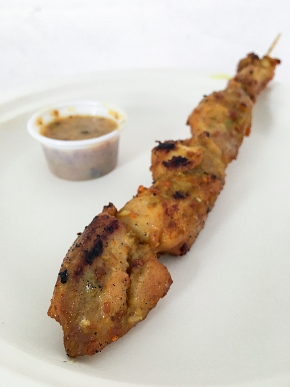 Taste010.jpg - Shangri-La Palace Malaysian Chicken Skewer