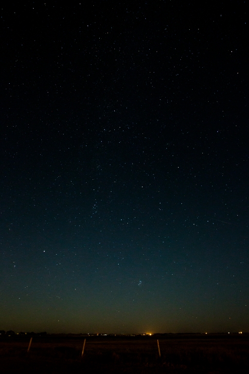 Perseid008.jpg - The moon has finally set.
