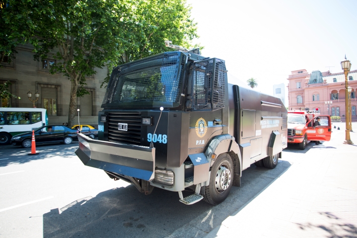 BuenosAires104.jpg - Plaza de Mayo