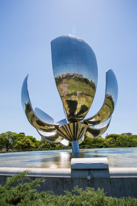 BuenosAires126.jpg - Floralis Genérica