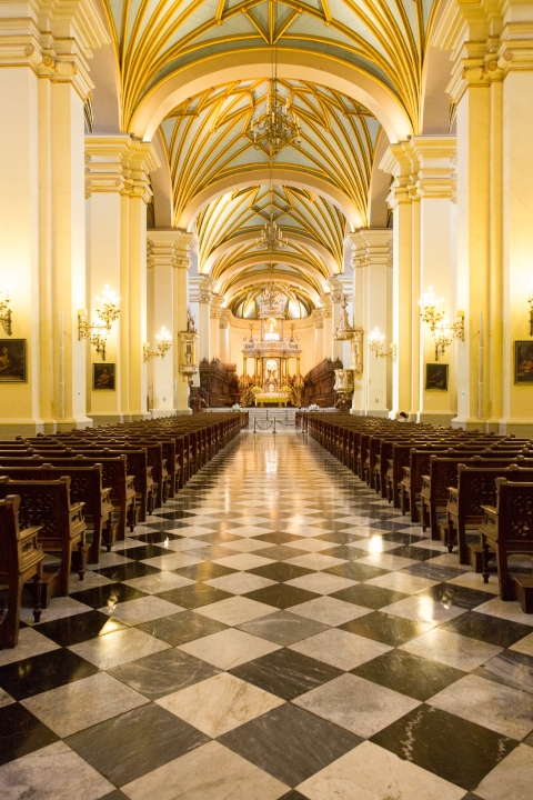 Lima055.jpg - Cathedral of Lima