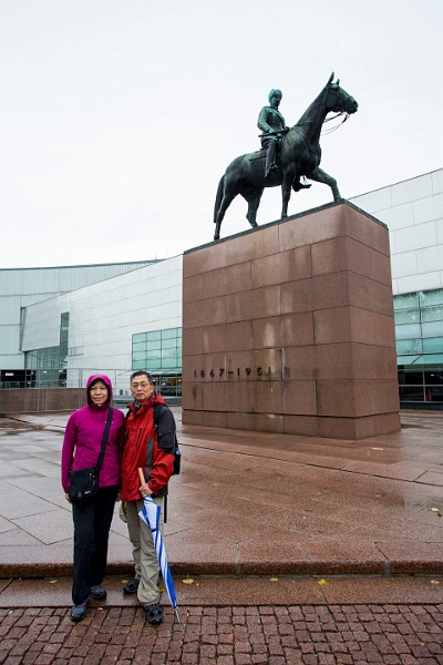Helsinki031.jpg - Mannerheim Square
