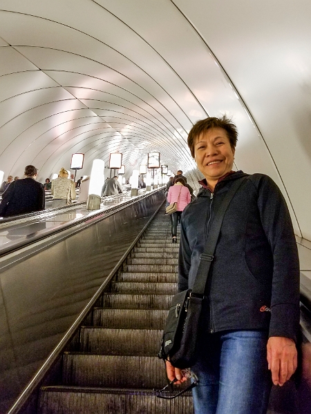 StPetersburg240.jpg - Nevsky Prospect Station