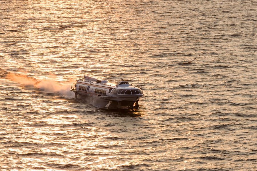 StPetersburg359.jpg - Hydrofoil